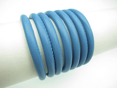 Nappaleder mit Kern, rund gesäumt, Ø 4 mm, blautürkis Nappaleder mit Kern, rund gesäumt, Ø 4 mm, blautürkis